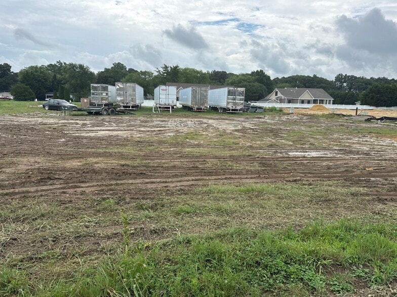 26595 John J Williams Hwy, Millsboro, DE for lease - Building Photo - Image 1 of 3