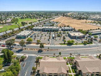 More details for 6350-6370 N Figarden Dr, Fresno, CA - Retail for Sale