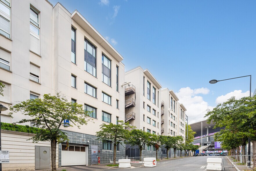 31-33 Avenue Jules Rimet, Saint-Denis à louer - Photo du bâtiment - Image 2 de 23