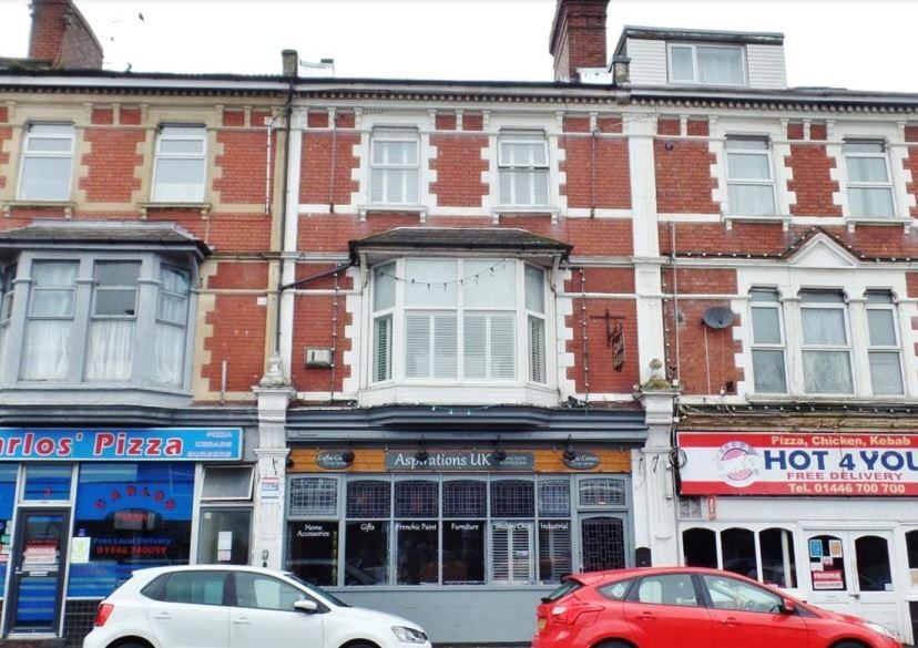 4 Broad St, Barry for sale Primary Photo- Image 1 of 15
