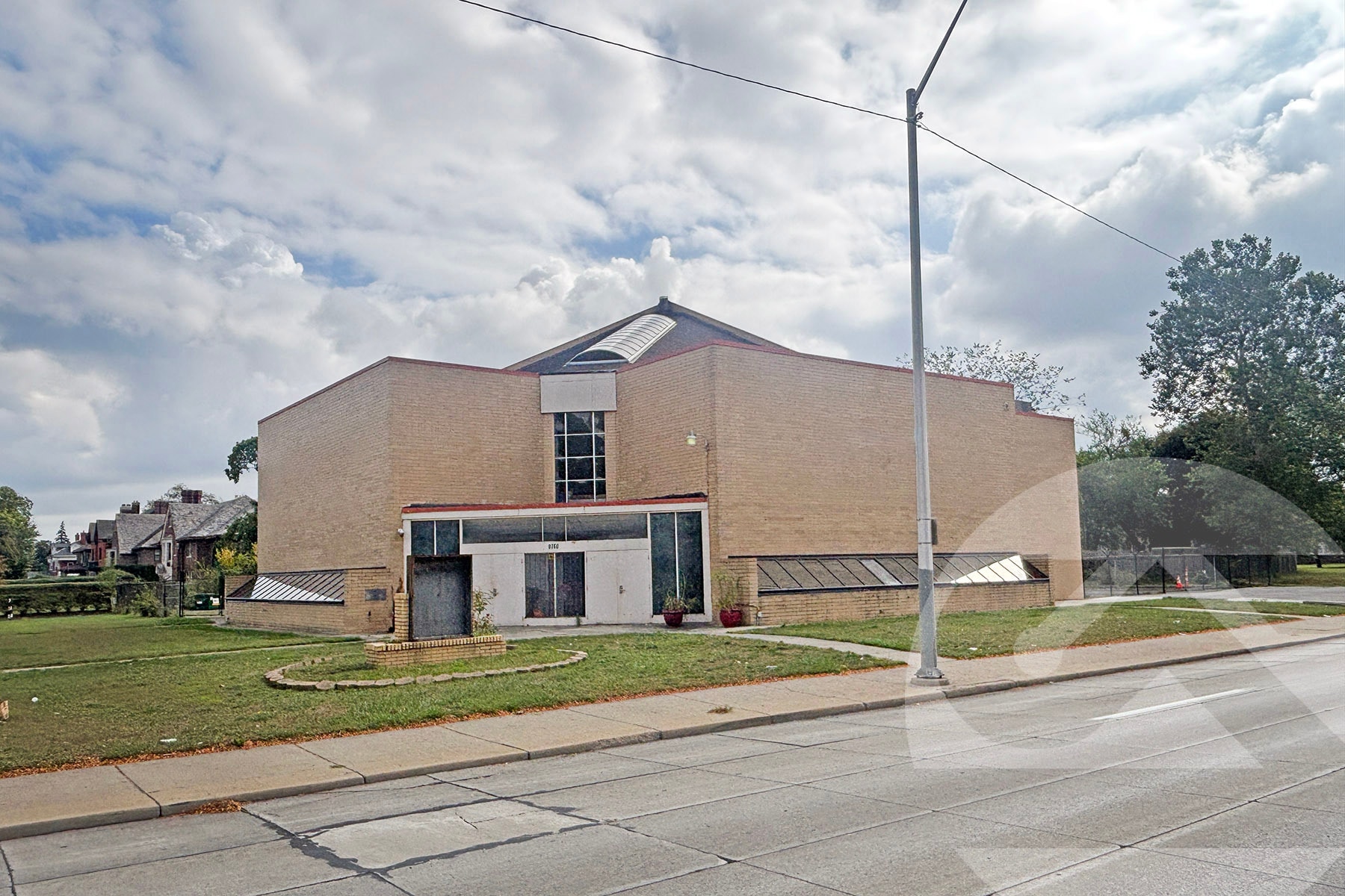 9760 Woodward Ave, Detroit, MI for sale Primary Photo- Image 1 of 2