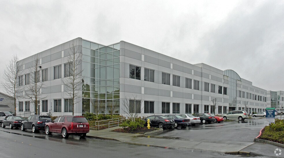 Blake Office Park portfolio of 2 properties for sale on LoopNet.ca - Building Photo - Image 2 of 2