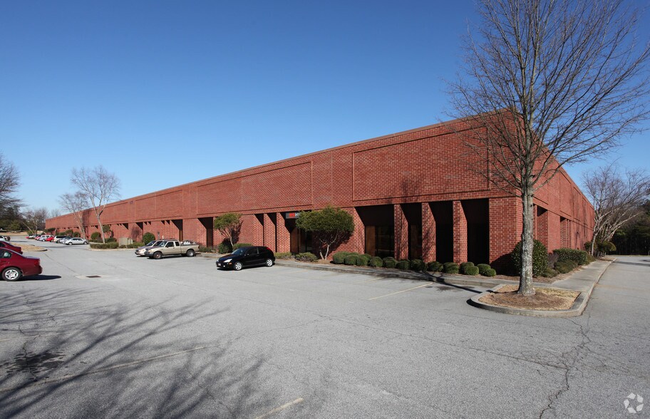 675 Progress Center Ave, Lawrenceville, GA à louer - Photo du bâtiment - Image 3 de 12
