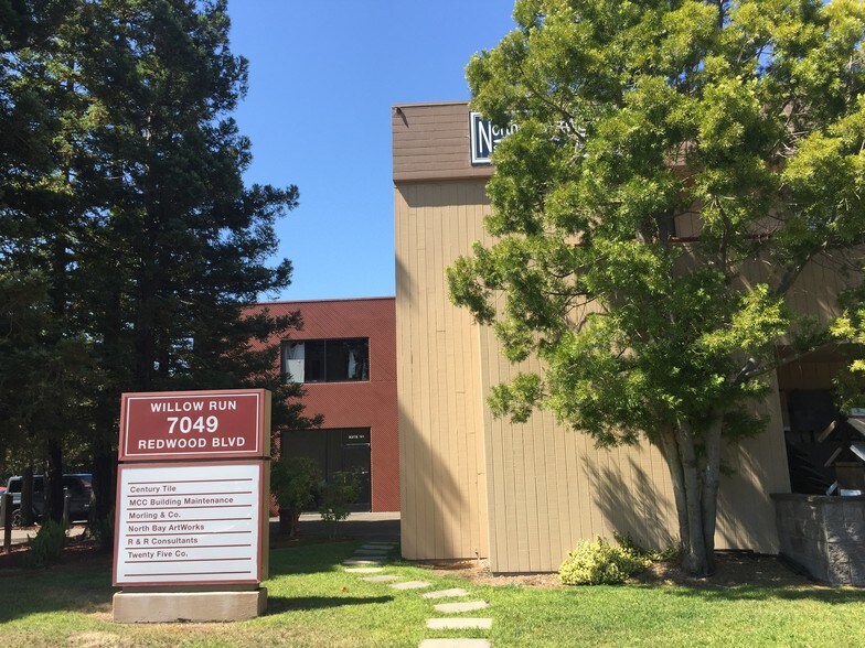 7049 Redwood Blvd, Novato, CA for lease - Building Photo - Image 2 of 3