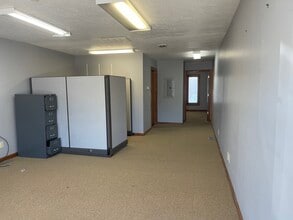 5162 E Stop 11 Rd, Indianapolis, IN à louer Photo intérieure- Image 2 de 4