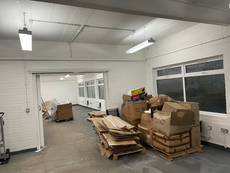 Whilems Works Forest Rd, Ilford à louer - Photo du bâtiment - Image 3 de 3