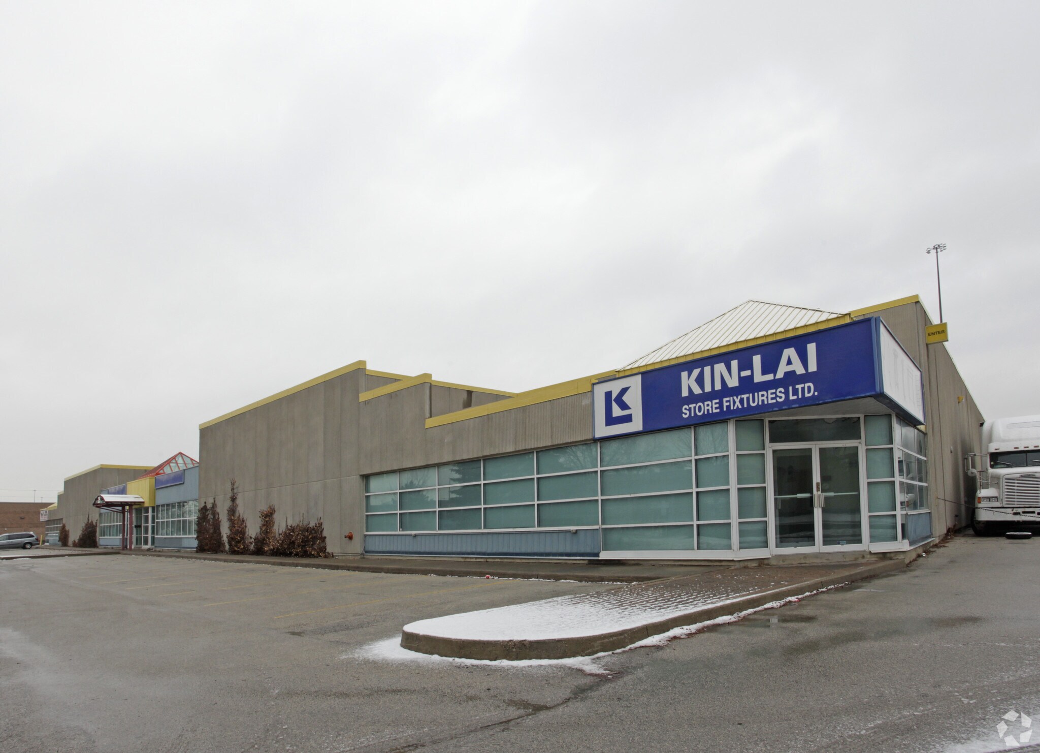 25 Claireport Cres, Toronto, ON for sale Primary Photo- Image 1 of 1