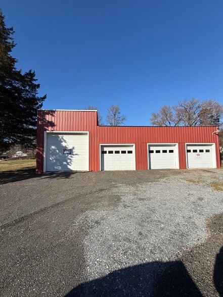 25215 Vista Rd, Hollywood, MD for lease - Building Photo - Image 1 of 8