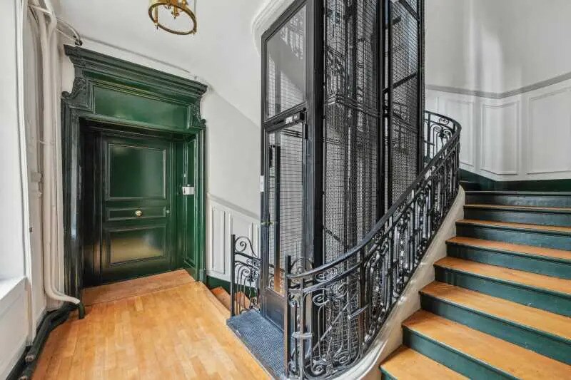 13 Rue Vivienne, Paris for lease - Interior Photo - Image 1 of 2