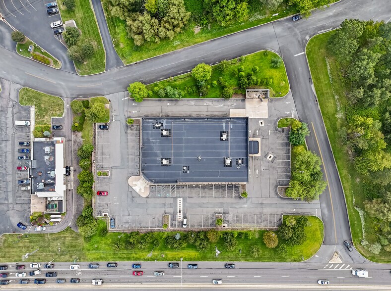 3382 Route 940, Mount Pocono, PA à louer - Photo du bâtiment - Image 3 de 3