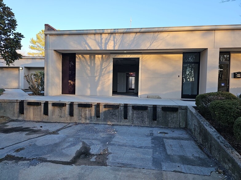 115 Nowlin Ln, Chattanooga, TN à louer - Photo du bâtiment - Image 3 de 7