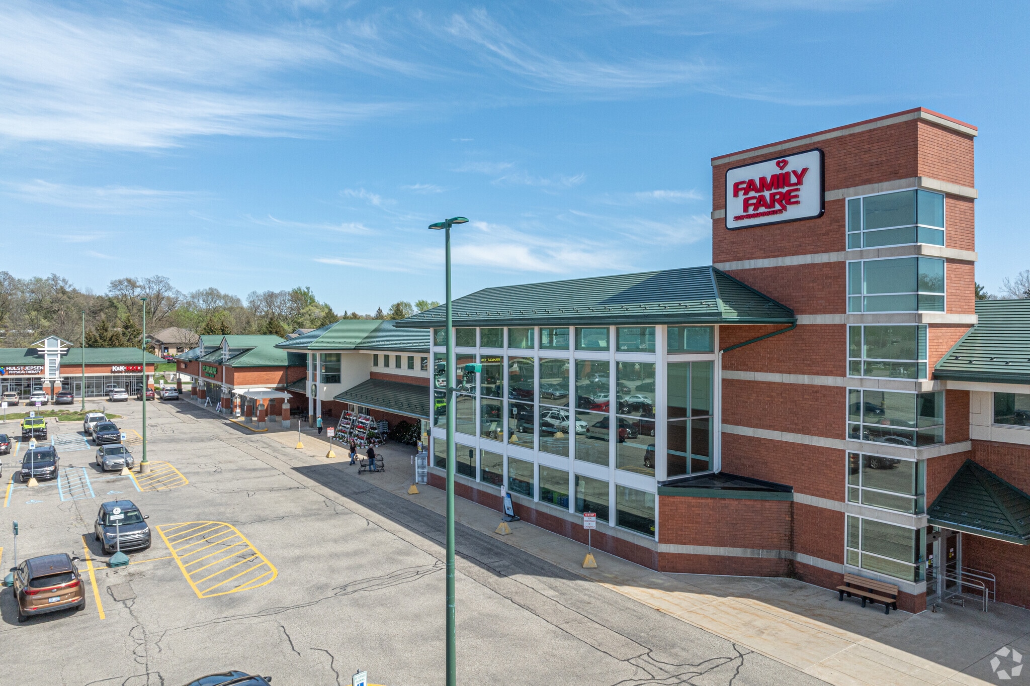 165-201 Marcel Dr, Rockford, MI for lease Primary Photo- Image 1 of 6