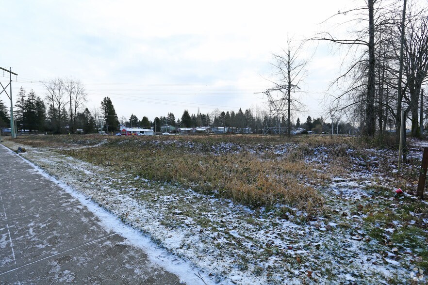 13954 104th Ave, Surrey, BC à vendre - Photo principale - Image 1 de 2