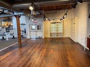 1313 SE Mill St, Salem, OR for lease Building Photo- Image 2 of 8