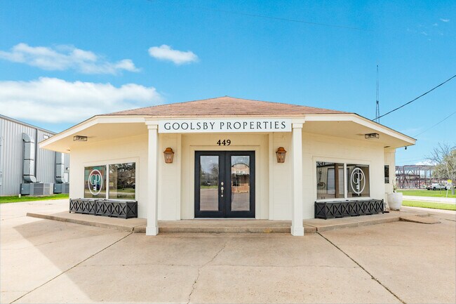 More details for 449 S 17th St, West Columbia, TX - Office for Sale