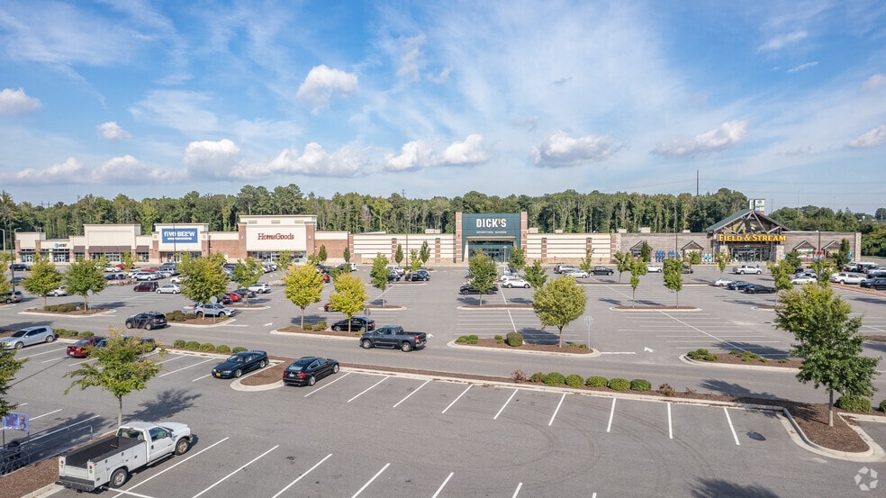 1501 Sentinel Dr, Chesapeake, VA à louer - Photo du bâtiment - Image 2 de 9
