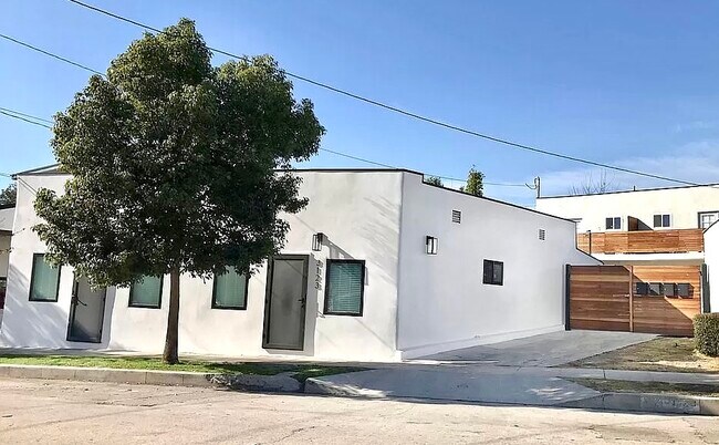 More details for 3121 Silver Lake Blvd, Los Angeles, CA - Multifamily for Sale