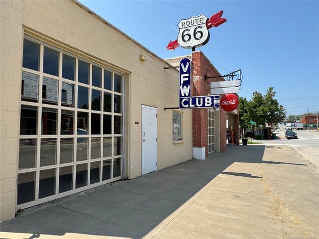 106 E Hobson Ave, Sapulpa, OK for sale - Building Photo - Image 2 of 2