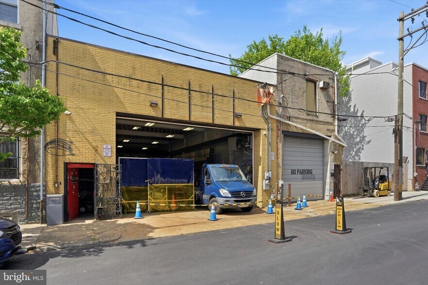 2124-2132 E Arizona St, Philadelphia, PA à vendre - Photo du bâtiment - Image 2 de 31