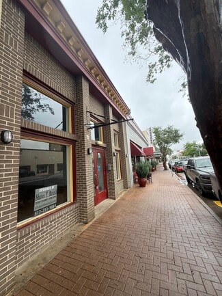 Plus de détails pour 820 S Austin Ave, Georgetown, TX - Commerce de détail à vendre