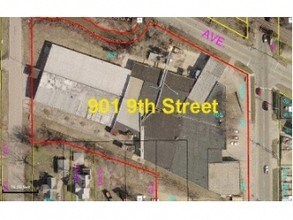 901 9th St, Rockford, IL - Aerial map view
