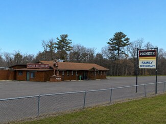 Plus de détails pour 244 N Pioneer Park Rd, Westfield, WI - Commerce de détail à louer