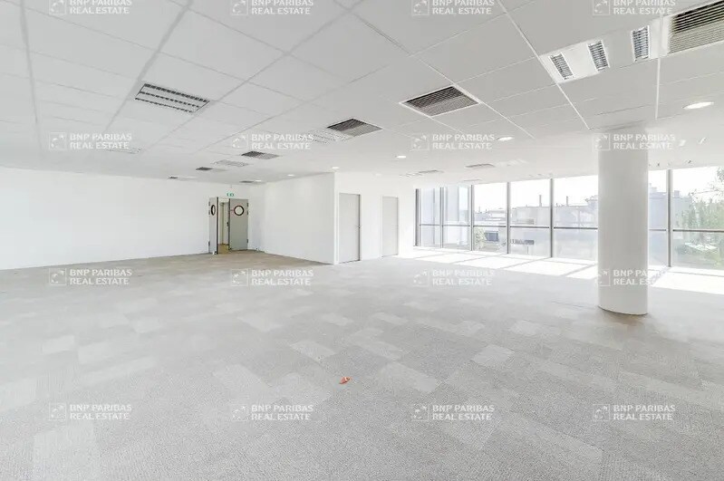 31 Avenue Aristide Briand, Arcueil for lease - Building Photo - Image 2 of 10