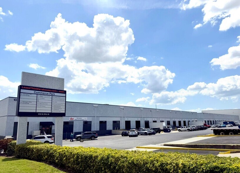 1212 N 39th St, Tampa, FL à louer - Photo du bâtiment - Image 2 de 6