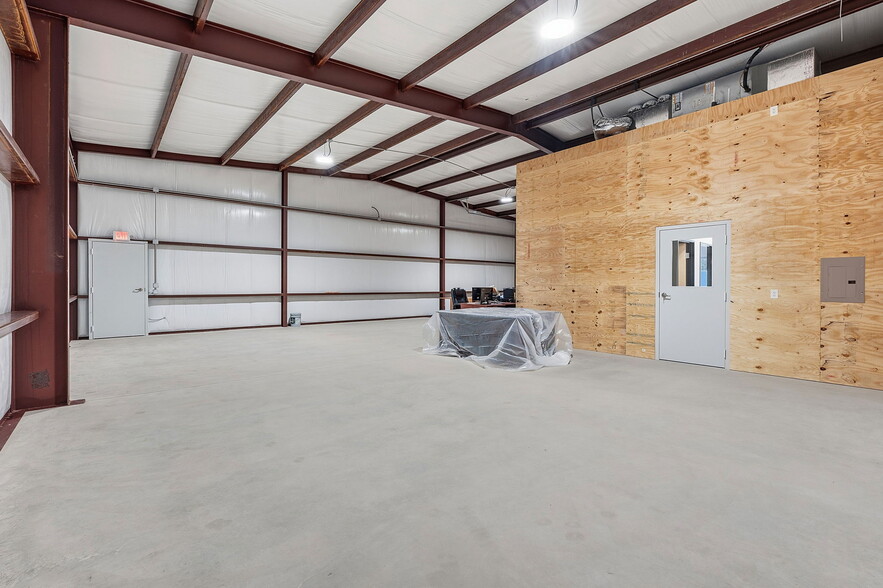 7748 E US Highway 290, Johnson City, TX à vendre - Photo du bâtiment - Image 3 de 55