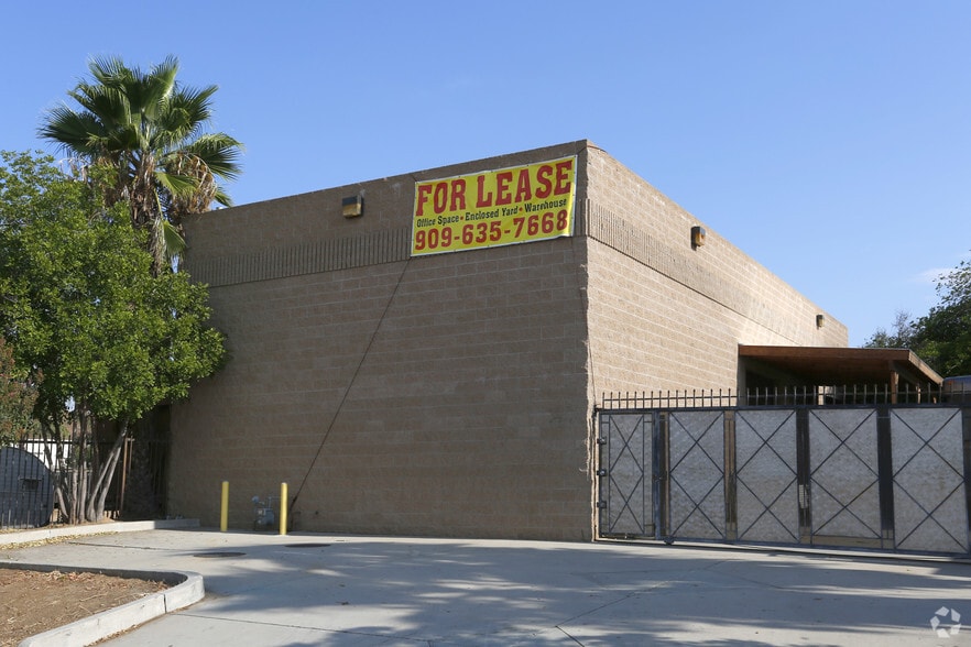 3175 Kluk Ln, Riverside, CA for lease - Primary Photo - Image 1 of 4