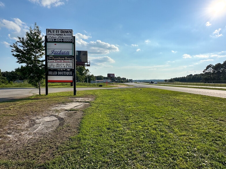 4666-4678 Broad St, Sumter, SC à vendre - Photo du bâtiment - Image 2 de 56