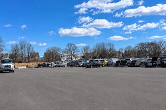 300 Ferry Blvd, Stratford, CT for lease Building Photo- Image 2 of 16