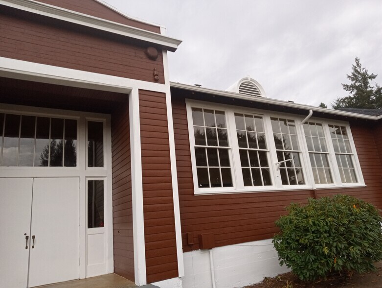 80304 Old Lorane Hwy, Eugene, OR à vendre - Photo du bâtiment - Image 2 de 35