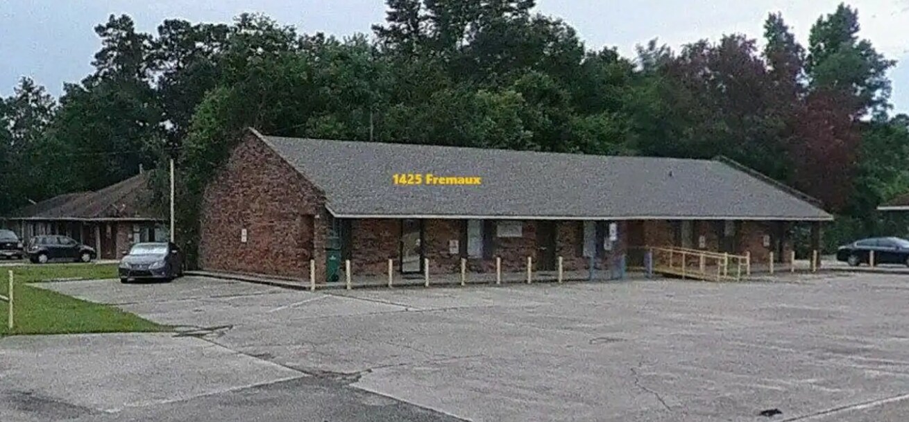 1425 Fremaux Ave, Slidell, LA for lease Primary Photo- Image 1 of 2