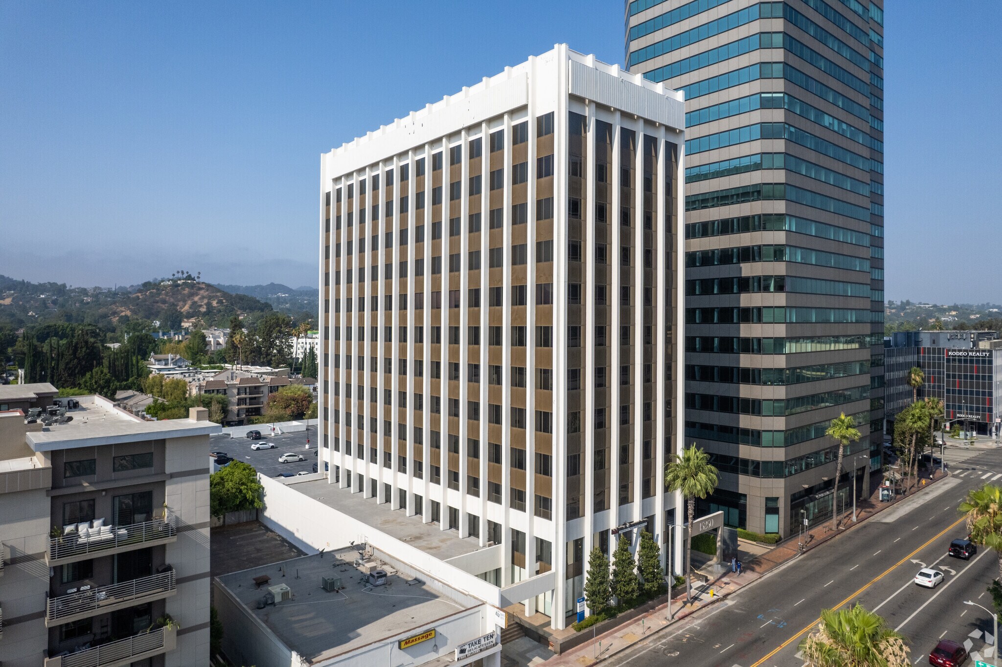 15250 ventura Blvd, Sherman Oaks, CA for lease Building Photo- Image 1 of 11