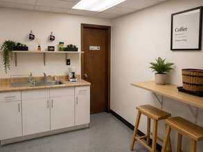 135 Main St, Belleville, NJ for lease Interior Photo- Image 2 of 4