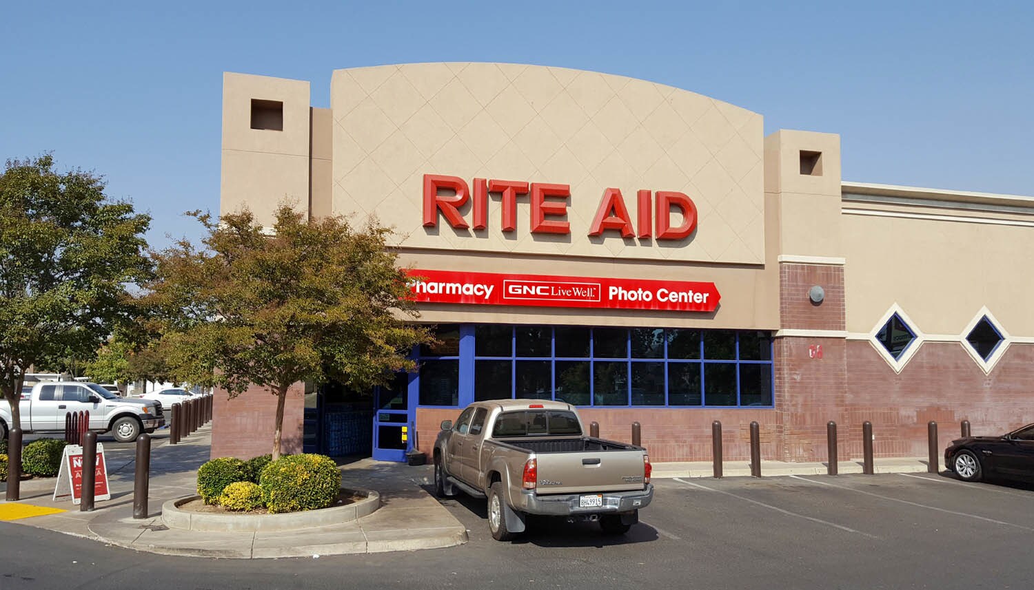 66 W Morton Ave, Porterville, CA for sale Building Photo- Image 1 of 1