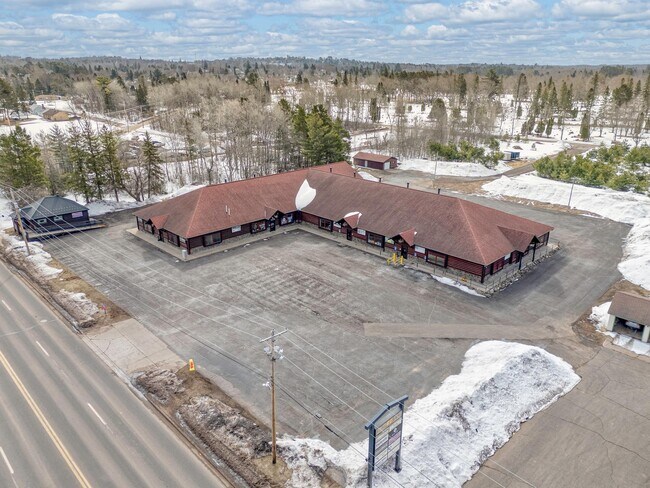 More details for 629 W Cloverland Dr, Ironwood, MI - Retail for Sale