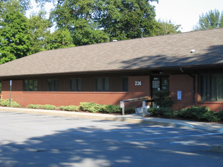 236 Crystal Run Rd, Middletown, NY for lease - Primary Photo - Image 1 of 15