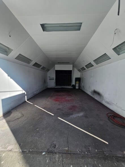 5278 Adams Blvd, Los Angeles, CA for sale - Interior Photo - Image 2 of 11