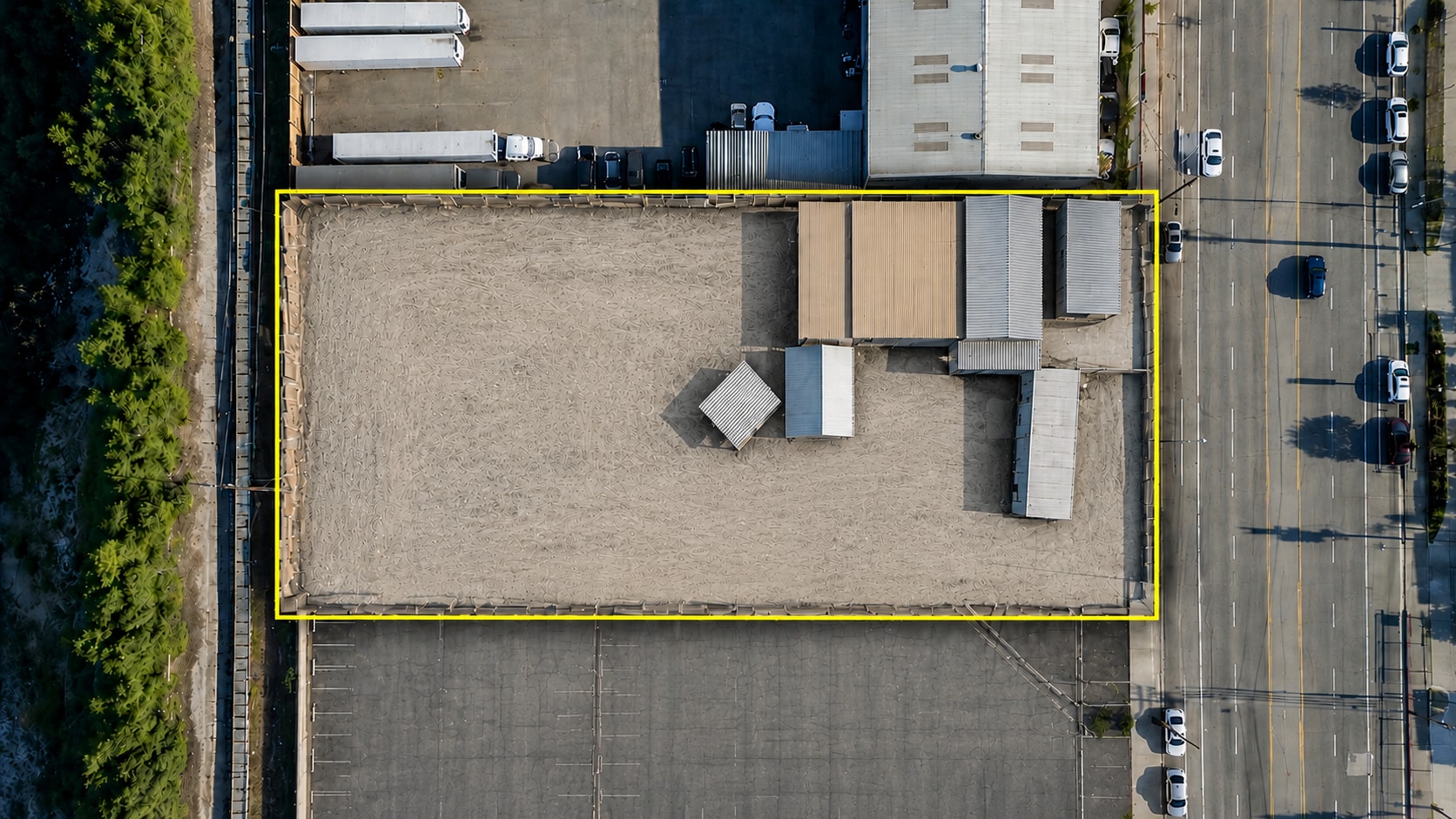 9940 Glenoaks Blvd, Sun Valley, CA for lease Primary Photo- Image 1 of 8