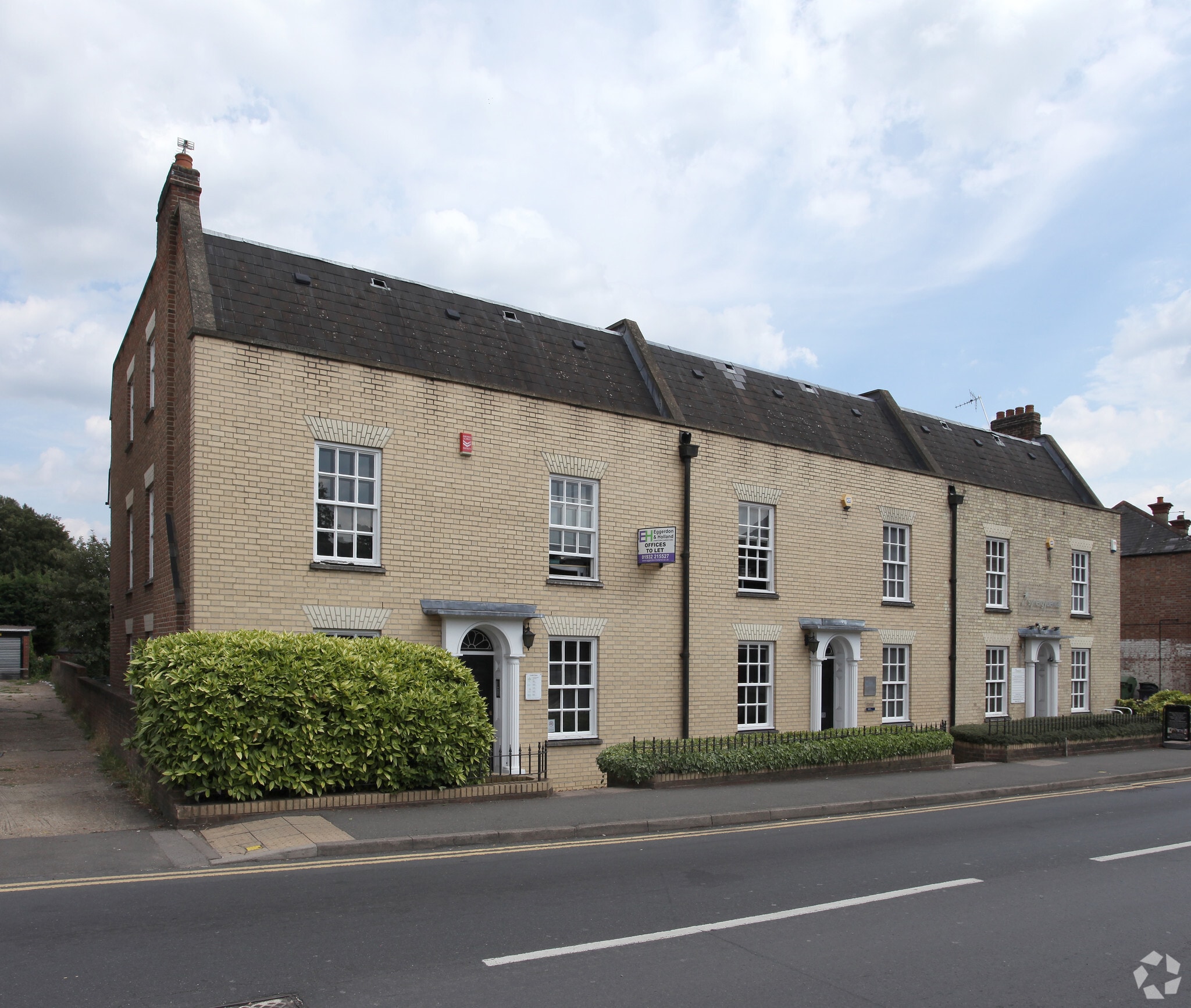 24 High St, Addlestone for sale Primary Photo- Image 1 of 10