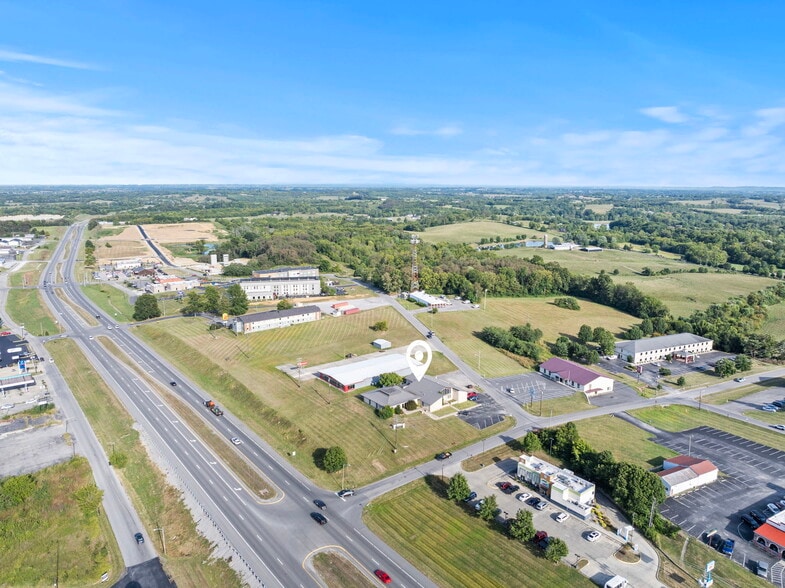 100 Brenda Ave, Danville, KY for sale - Building Photo - Image 1 of 62