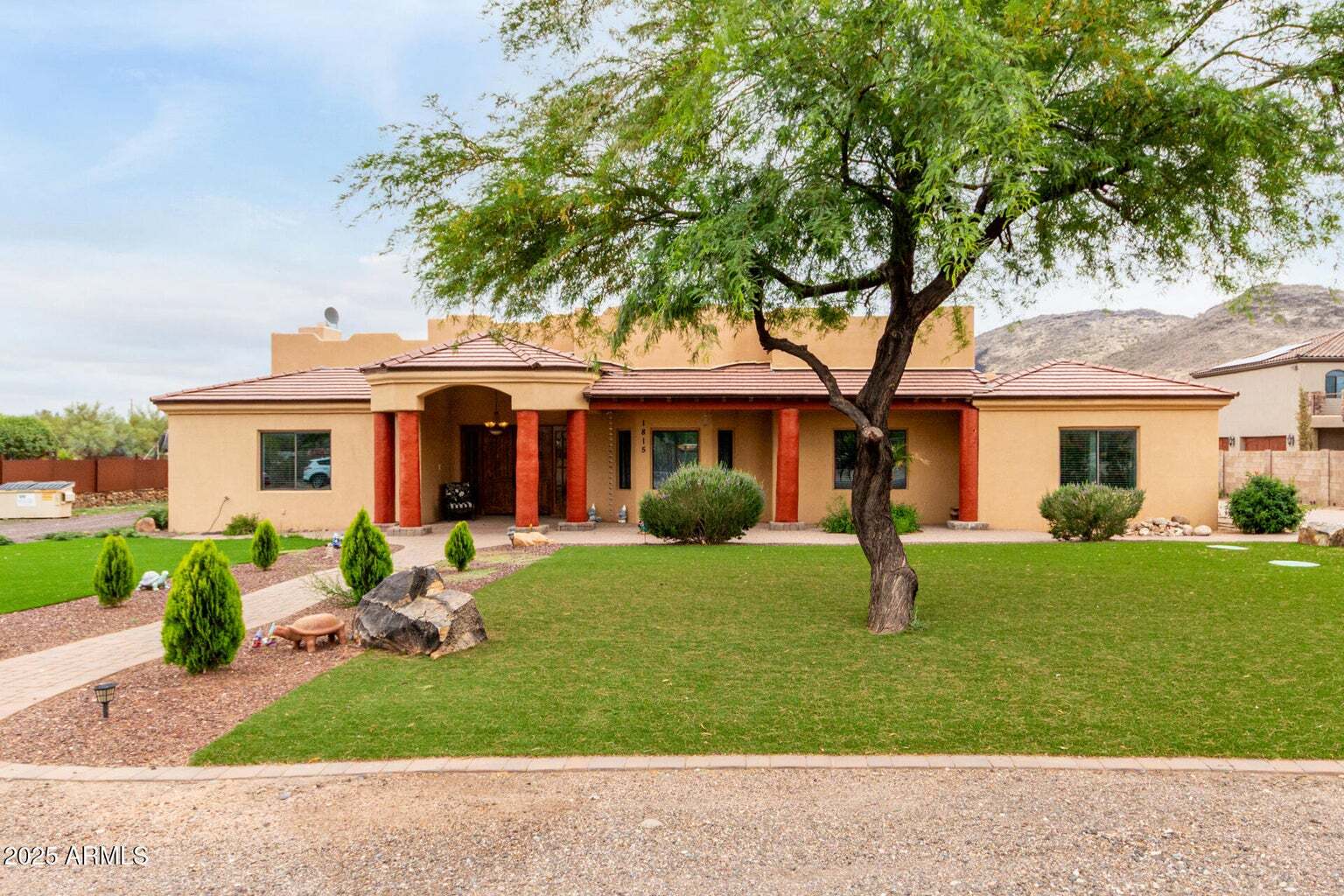 1815 W Maddock Rd, Phoenix, AZ à vendre Photo du bâtiment- Image 1 de 1