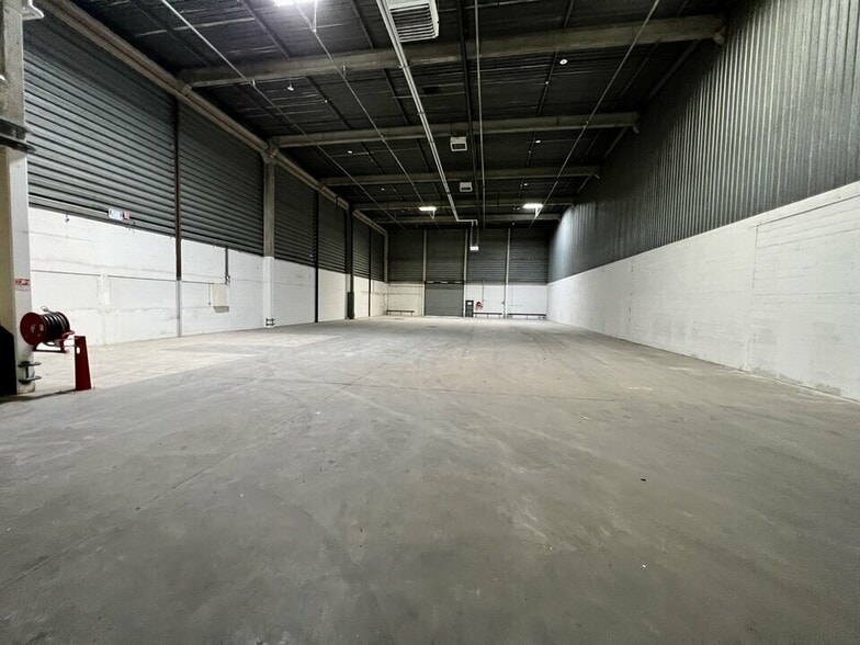 Industrial in Aulnay-sous-Bois for lease - Interior Photo - Image 1 of 4