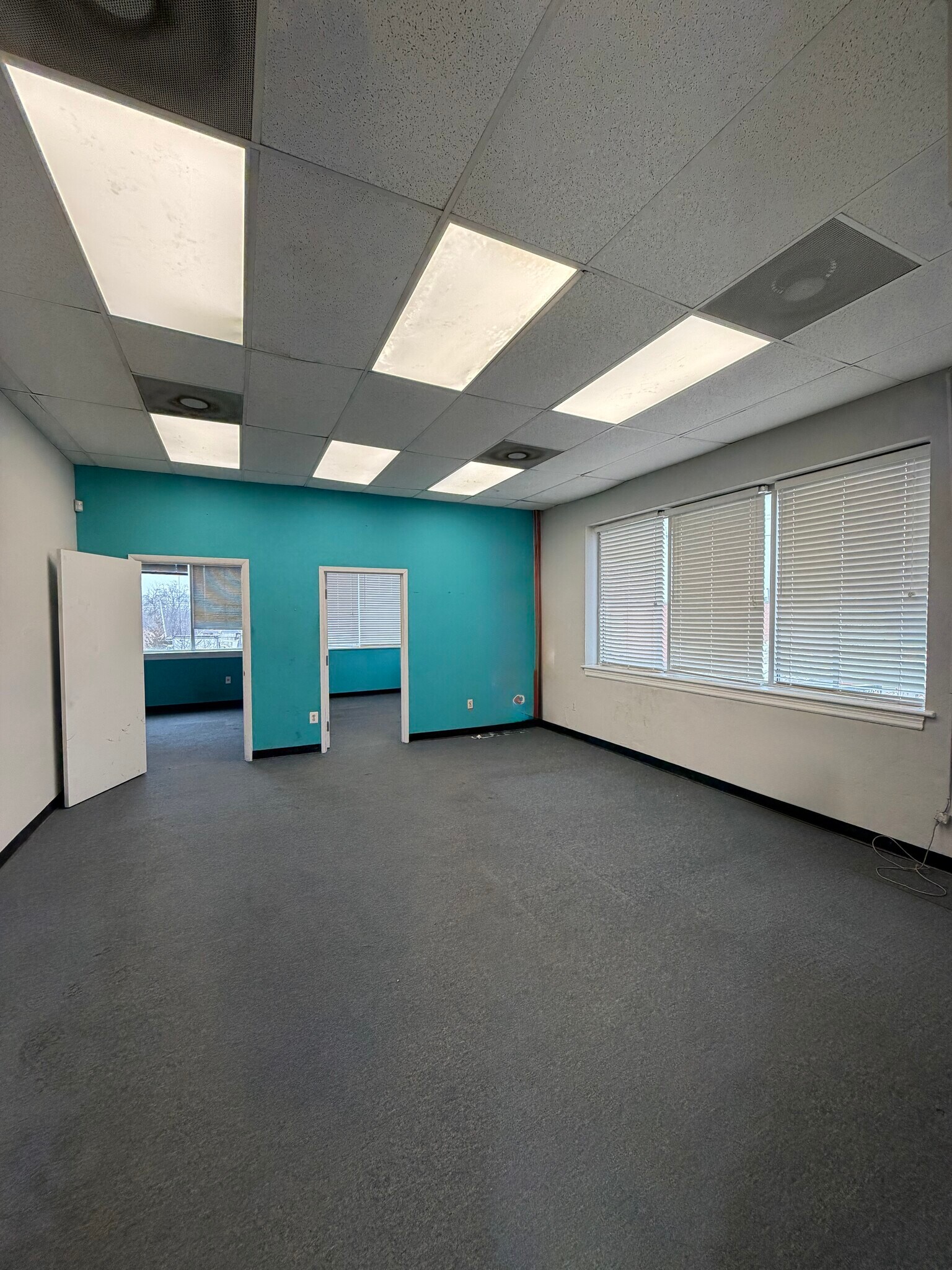 7112 Commercial Ave, Baltimore, MD à louer Photo intérieure- Image 1 de 4