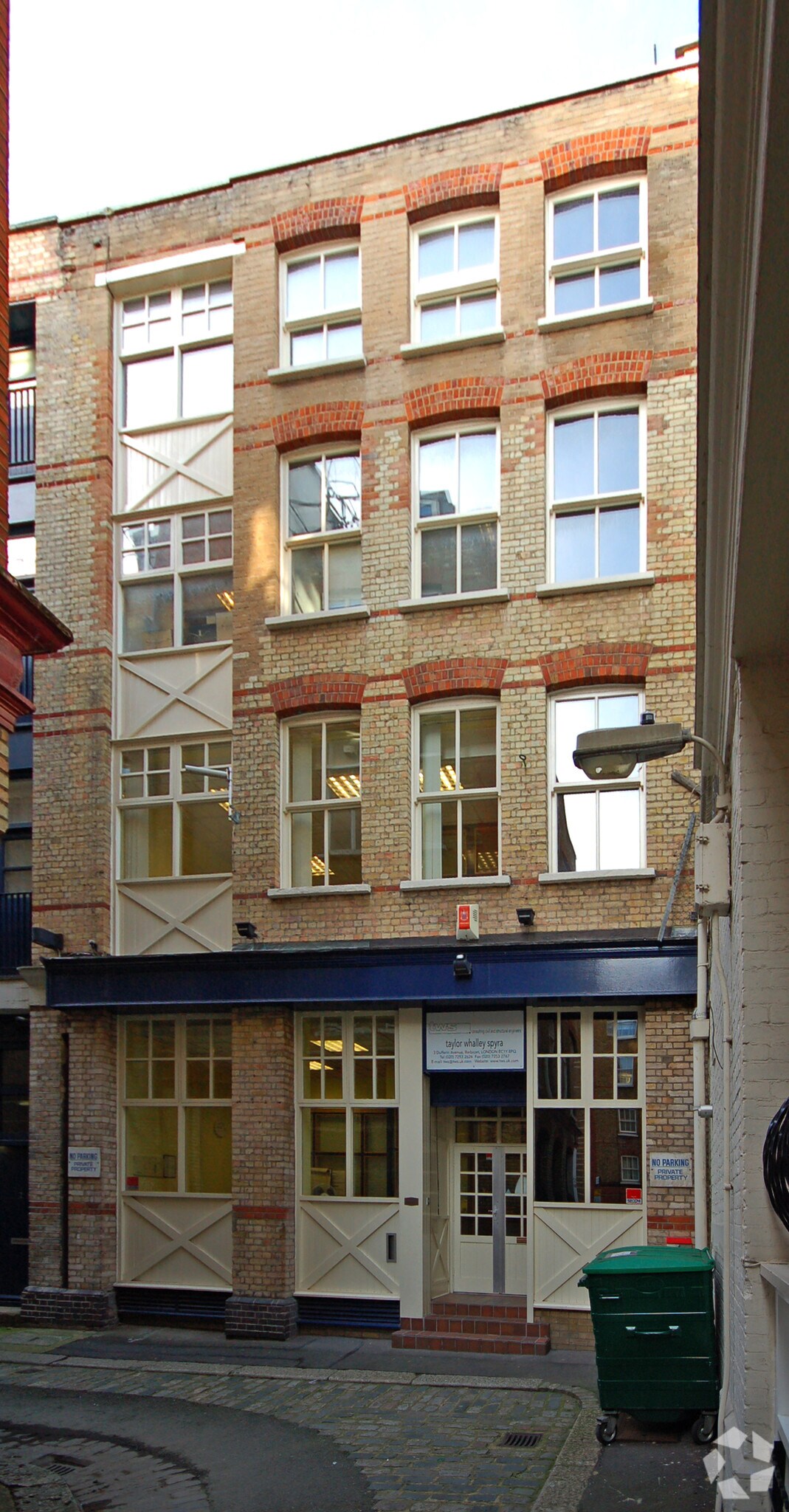 3 Dufferin Ave, Londres à louer Photo principale- Image 1 de 4