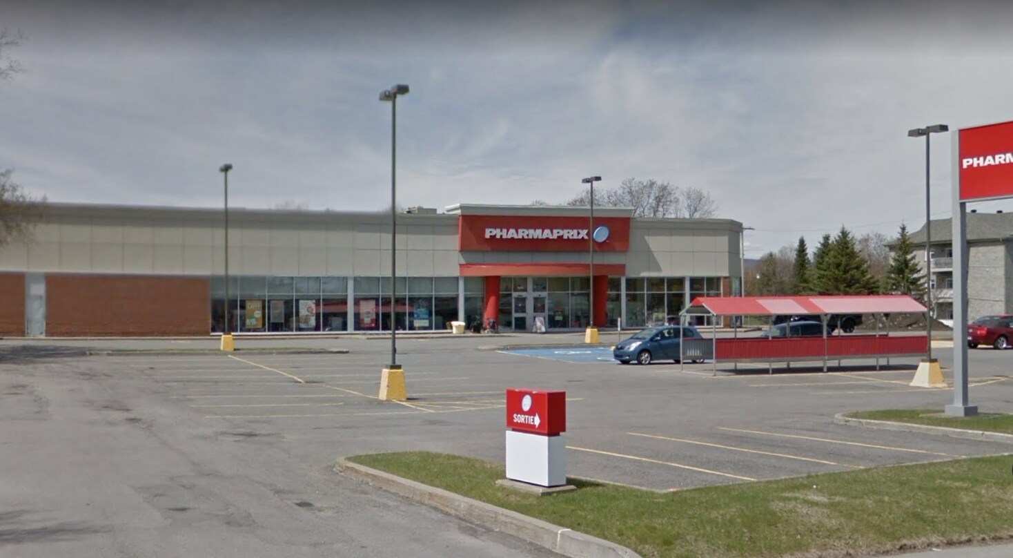 1670 St Notre-Dame, L'ancienne-lorette, QC for sale Primary Photo- Image 1 of 1