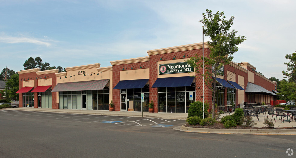 10235 Chapel Hill Rd, Morrisville, NC for lease - Building Photo - Image 3 of 5