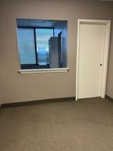 1315 Finch Ave W, Toronto, ON for lease Interior Photo- Image 2 of 4